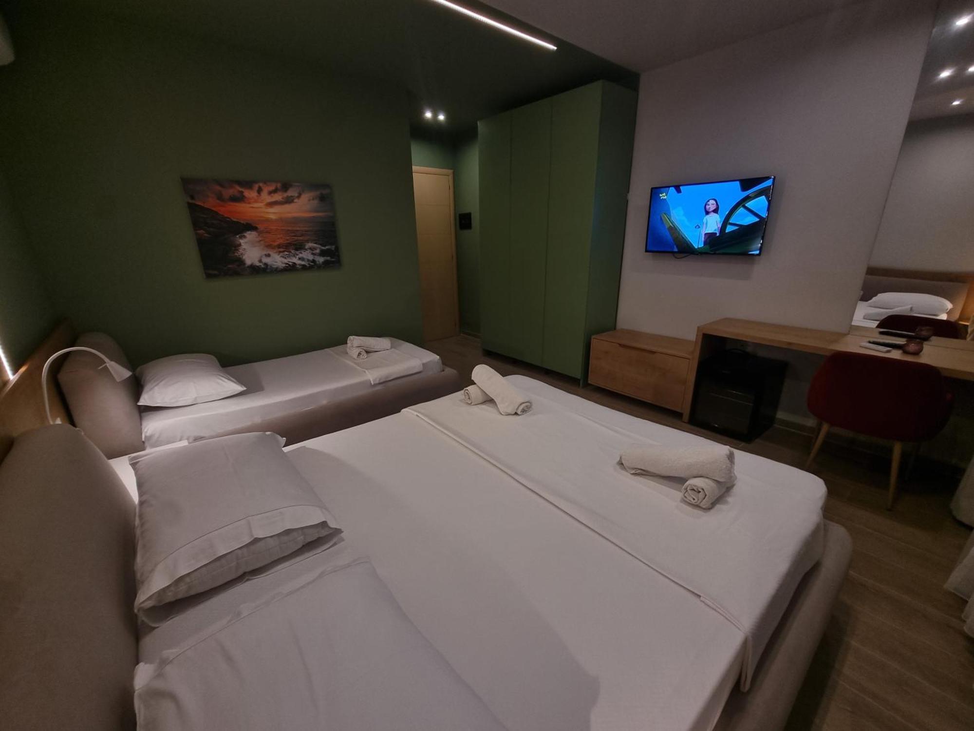 Hotel Ble Ble Влёра Экстерьер фото