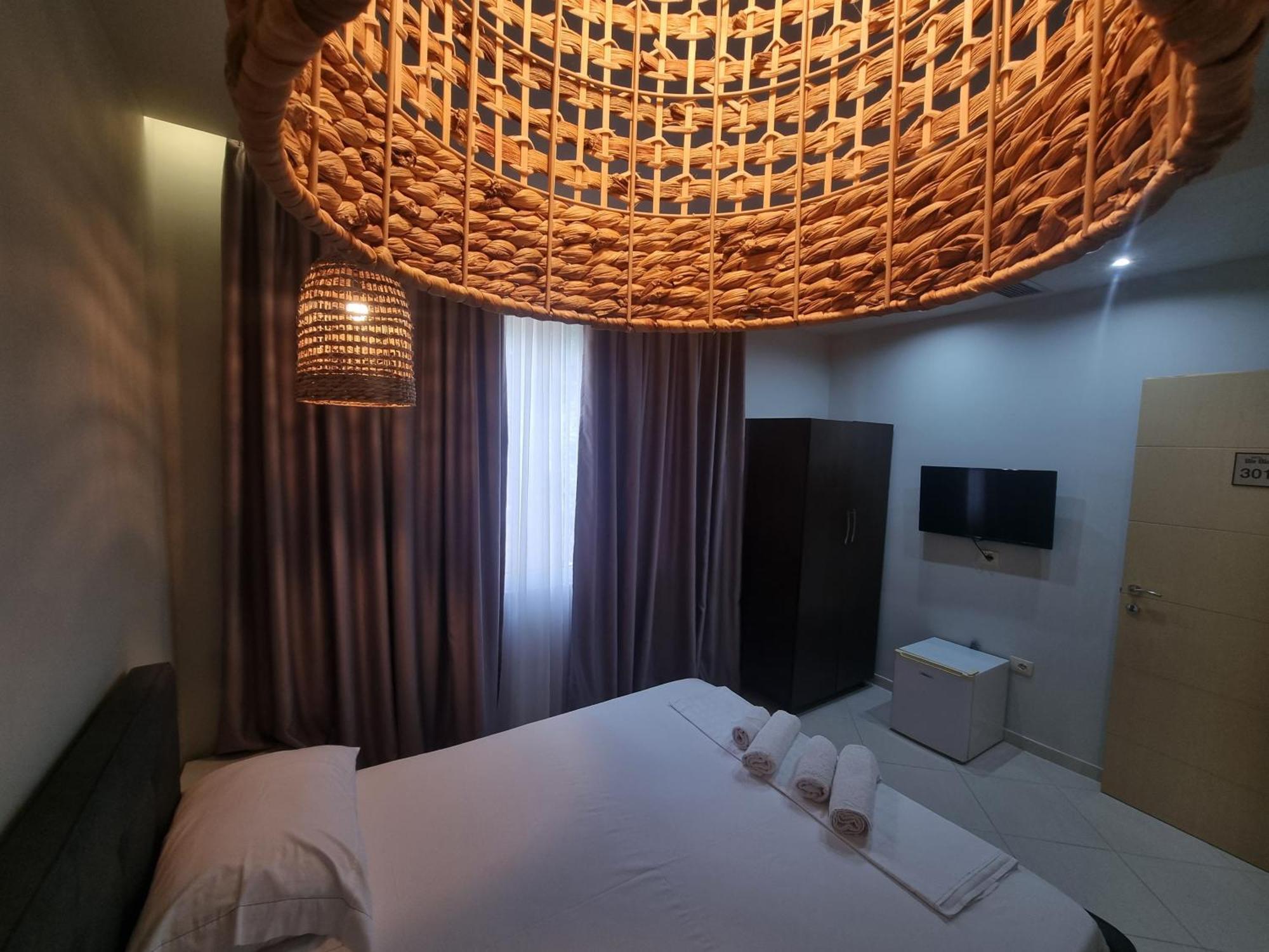Hotel Ble Ble Влёра Экстерьер фото