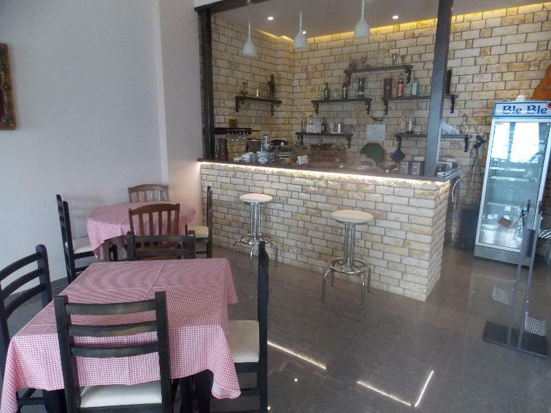 Hotel Ble Ble Влёра Экстерьер фото